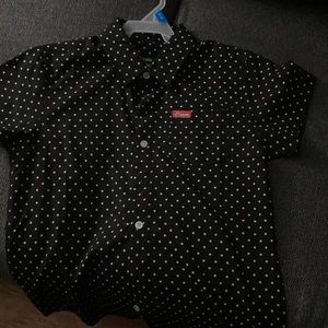 DIXXON FLANNEL CO.  YOUTH MEDIUM short sleeve button down shirt.